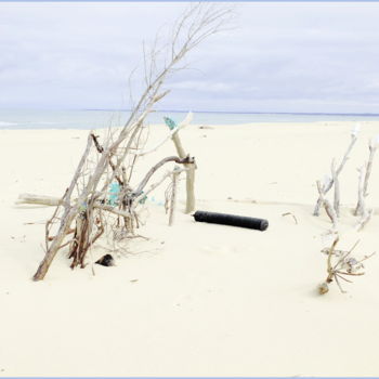 Photographie intitulée "Sur_la_plage" par Chupalia, Œuvre d'art originale, Photographie numérique
