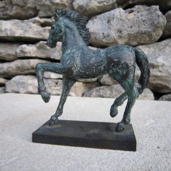 Sculpture titled "Petit cheval" by Colette Fizanne, Original Artwork