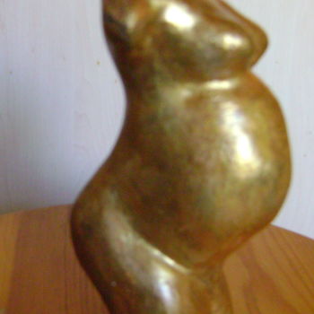 Скульптура под названием "grossesse" - Colette Jotterand-Vetter, Подлинное произведение искусства, Терракота