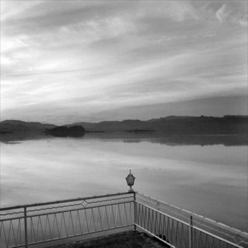 Photographie intitulée "Sur l'eau n°04 - La…" par Philippe Clerc, Œuvre d'art originale, Photographie numérique