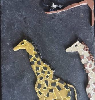 Sculpture intitulée "Mosaïque Girafes" par Enzo Cortello (Zollo), Œuvre d'art originale, Mosaïque