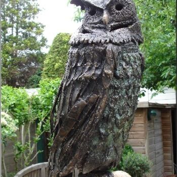 Sculpture intitulée "Owl - oehoe" par N.C.J. Stam, Œuvre d'art originale, Coulage