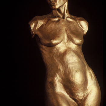 Скульптура под названием "vessel" - Suzanne Waters, Подлинное произведение искусства, Глина