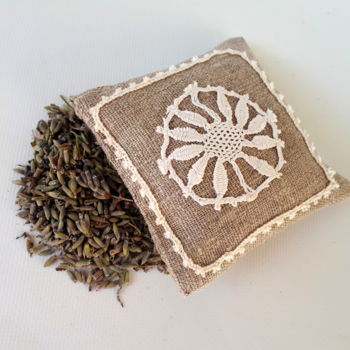 纺织艺术 标题为“sachet lavande lin…” 由Creasoize, 原创艺术品, 布