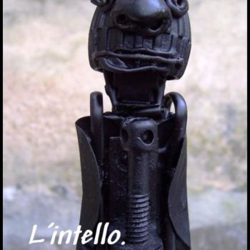 Sculpture titled "L'intello" by Cricri99, Original Artwork