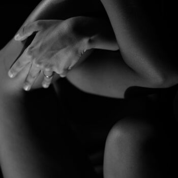 Photographie intitulée "Body woman - Hand" par Cristian Palmieri, Œuvre d'art originale, Photographie numérique