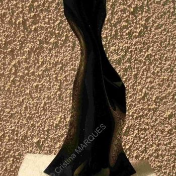 Sculpture titled "Ma petite robe noire" by Cristina Marquès, Original Artwork, Plastic
