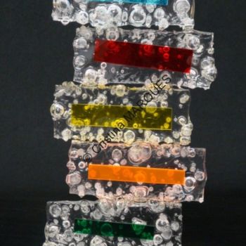 Scultura intitolato "Rainbow Ice Tower" da Cristina Marquès, Opera d'arte originale, Plastica