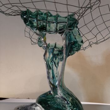 Скульптура под названием "Au pied de mon arbre" - Loick Maignan, Подлинное произведение искусства, Стекло