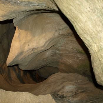 Фотография под названием "Cavern Rock" - Cynthia Brown Yackenchick, Подлинное произведение искусства