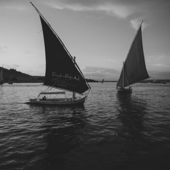 Фотография под названием "Nautical twilight,…" - Cyrille Mulot, Подлинное произведение искусства, Не манипулируемая фотограф…