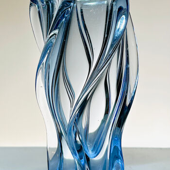 Diseño titulada "Sommerso Blue Vase…" por Czech Art Glass, Obra de arte original, Arte de mesa