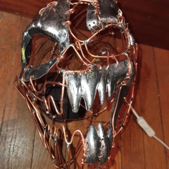 "MONSTER LAMPE" başlıklı Heykel D.S.A.Rt tarafından, Orijinal sanat, Metaller