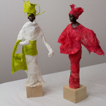 Sculpture intitulée "Lady Green & Lady O…" par Danie, Œuvre d'art originale