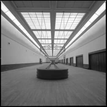 Photography titled "Salle des pas perdus" by Daniel Sohier, Original Artwork, Analog photography Mounted on Aluminium