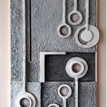 Escultura intitulada "TWO DIRECTIONS  - w…" por Daniela Tsonkova-Sabcheva, Obras de arte originais, Papel machê Montado em C…
