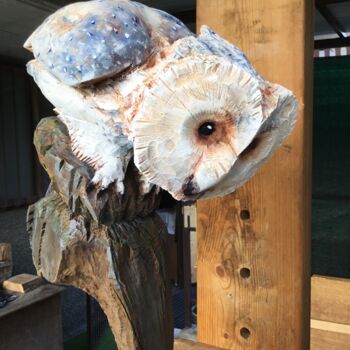 Sculpture titled "OWL" by Daniele Giusberti, Original Artwork, Wood