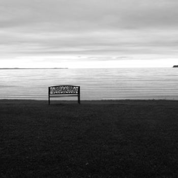 Photography titled "Pause face au lac S…" by Alain Revy, Original Artwork
