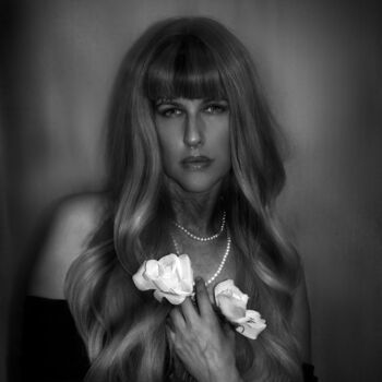 Photography titled "Sara in Pearls" by Danielle Yvonne, Original Artwork, Digital Photography