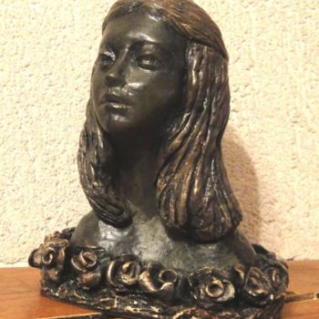 Sculpture titled "Judith" by Danielle Benotto, Original Artwork, Terra cotta