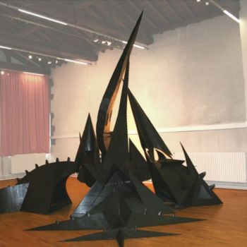 Skulptur mit dem Titel "Mecha Cité" von David Peyrou, Original-Kunstwerk