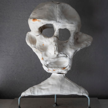 Sculpture titled "HEAD" by Matthieu Debano, Original Artwork, Clay