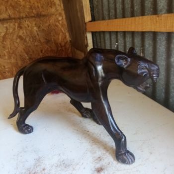 Sculpture titled "Ebony cheetah" by Obed Omwange, Original Artwork, Wood