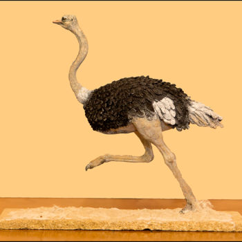 Скульптура под названием "Autruche au galop" - Christian Duvette Sculpteur Animalier, Подлинное произведение искусства, Смола