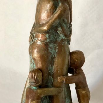 Sculpture titled "famille" by Denis Thebaudeau, Original Artwork, Bronze