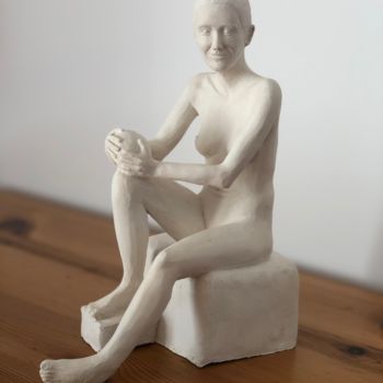 Sculpture titled "Emma 2" by Denis Thebaudeau, Original Artwork, Terra cotta