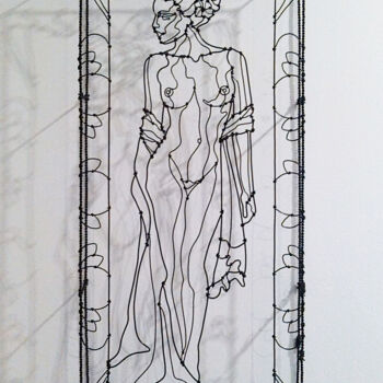 「Sculpture femme nue…」というタイトルの彫刻 Diana Delaplaceによって, オリジナルのアートワーク, ワイヤー