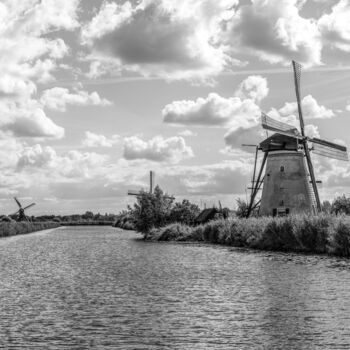Φωτογραφία με τίτλο "Kinderdijk 4" από Didier Steyaert, Αυθεντικά έργα τέχνης, Ψηφιακή φωτογραφία