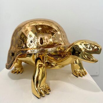 Scultura intitolato "LV Gold Turtle" da Diederik Van Apple, Opera d'arte originale, Resina