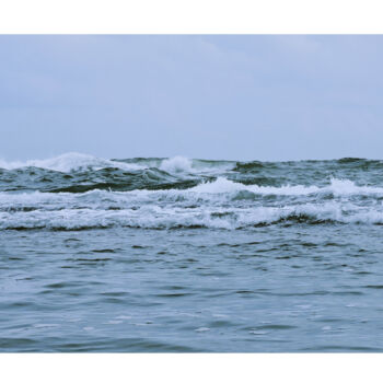 Fotografia intitolato "Waves" da Dinil Samarasinha, Opera d'arte originale, Fotografia digitale