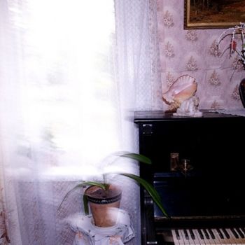 Photography titled "the old piano" by Vita Te, Original Artwork