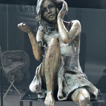 Sculpture titled "NINON" by Dominique Beyssey, Original Artwork