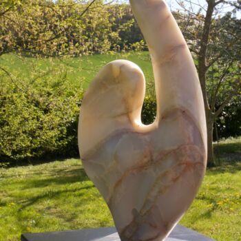 Skulptur mit dem Titel "DOMINATION" von Dominique Ferrandon-Lamy, Original-Kunstwerk, Stein