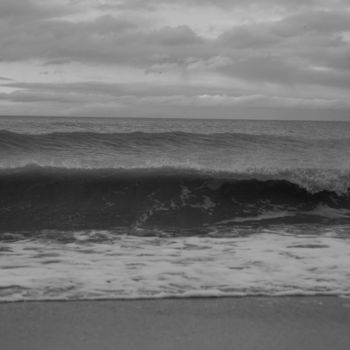 Photographie intitulée "8395 Vagues" par Dominique Goujard, Œuvre d'art originale