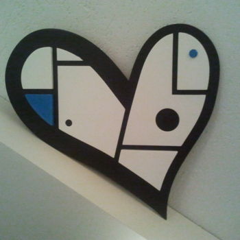 Sculpture titled "heart in blue I" by Patrícia Azoni, Original Artwork, Wood