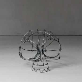 Sculptuur getiteld "Skull" door Ulugbek Doschanov, Origineel Kunstwerk, Metalen