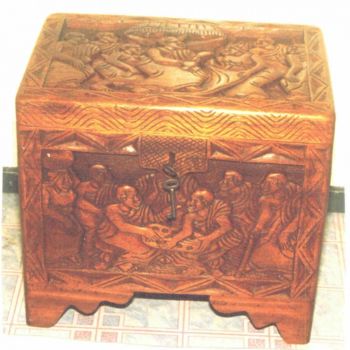 "Carved wooden Afric…" başlıklı Heykel Ebenezer Nanor tarafından, Orijinal sanat