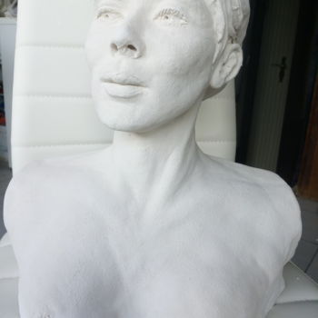 Sculpture titled "Portrait, Büste Fra…" by E Mm, Original Artwork, Ceramics