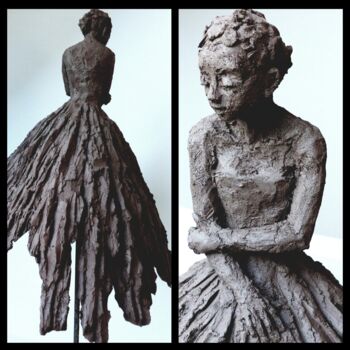 Escultura titulada "First ball" por Edw Sculpture, Obra de arte original, Terracota