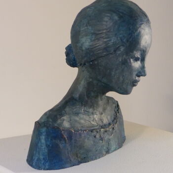 Scultura intitolato "Blue Asia" da Edw Sculpture, Opera d'arte originale, Terracotta