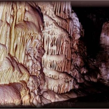 Arte digital titulada "In dripstones cave 1" por Efi Keren, Obra de arte original