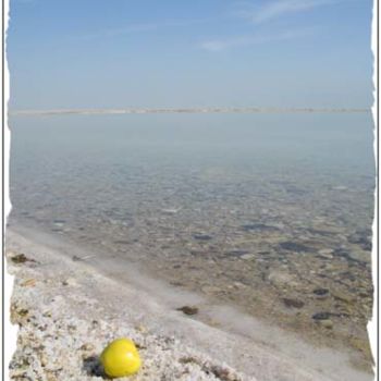 Fotografie mit dem Titel "Dead sea salt 4" von Efi Keren, Original-Kunstwerk