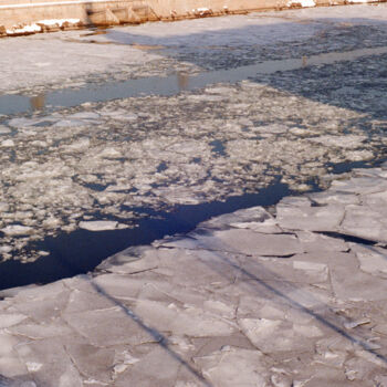 Photographie intitulée "Ice shards" par Ekaterina Kastalskaya, Œuvre d'art originale, Photographie argentique