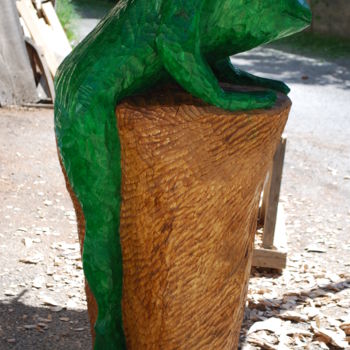 Sculpture titled "Grenouille" by Toya, Original Artwork, Wood