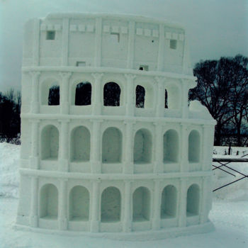 Скульптура под названием "Colisée" - Toya, Подлинное произведение искусства, Лёд