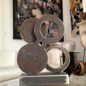 Skulptur mit dem Titel "EldeKan "circles 8"" von Eldekan, Original-Kunstwerk, Metalle
